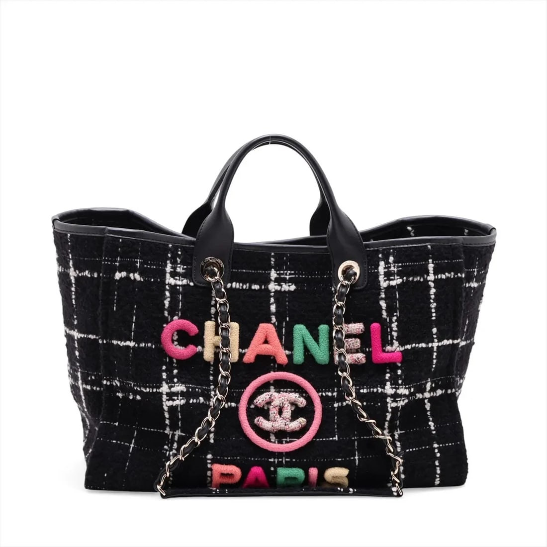 CHANEL DEAUVILLE GM TWEED X LEATHER 2 WAY TOTE BAG: Chanel Deauville GM Tweed x Leather 2 Way Tote Bag Brand: Chanel Type/Style: Tote Material: Tweed x Leather Color: Black Size: Height:10.2inchLength:15.4inchDepth:8.9inch Accessories: None
