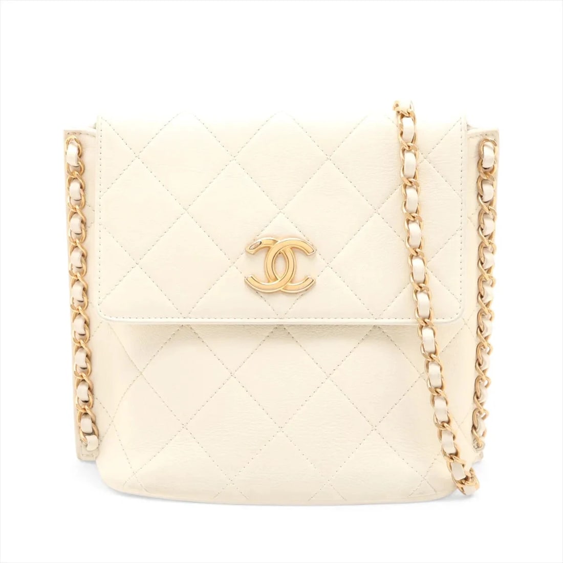 CHANEL MATELASSE LEATHER CHAIN SHOULDER BAG: Chanel Matelasse Leather Chain Shoulder Bag Brand: Chanel Type/Style: Shoulder Bag Material: Leather Color: White Size: Height:7.3inchLength:6.7inchDepth:2.6inch Accessories: None Accessor