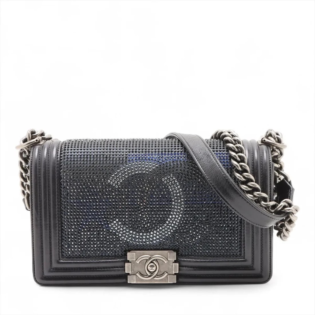 CHANEL BOY 25 LAMBSKIN CHAIN SHOULDER BAG: Chanel Boy 25 Lambskin Chain Shoulder Bag Brand: Chanel Type/Style: Shoulder Bag Material: Lambskin Color: Navy Blue Size: Height:5.9inchLength:9.8inchDepth:2.6inch Accessories: None Acces