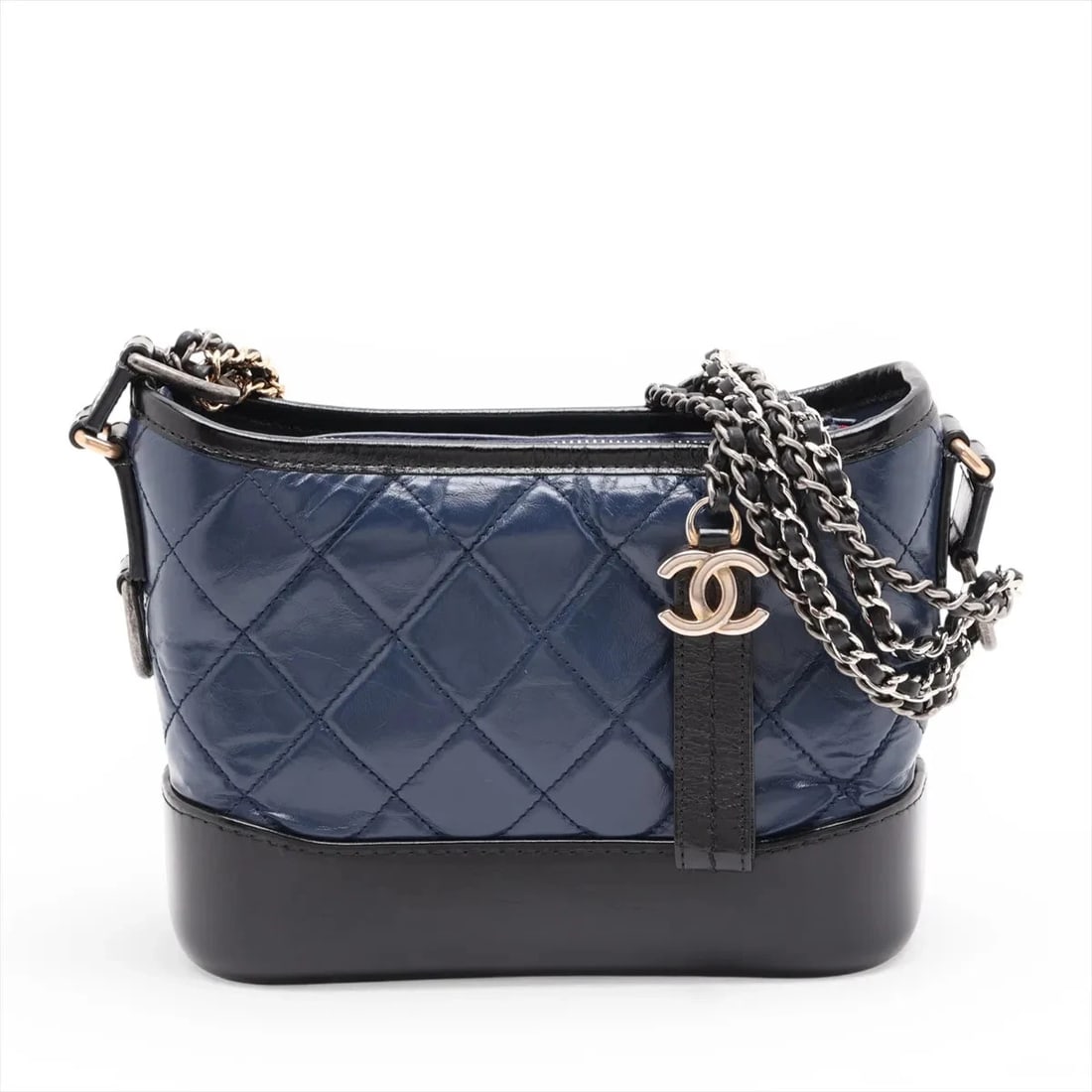 CHANEL GABRIELLE DOO CHANEL SMALL CALF CHAIN SHOULDER BAG: Chanel Gabrielle Doo Chanel Small calf Chain Shoulder Bag Brand: Chanel Type/Style: Shoulder Bag Material: calf Color: Navy Blue Size: Height:6.5inchLength:8.3inchDepth:3.3inch Accessories: None <