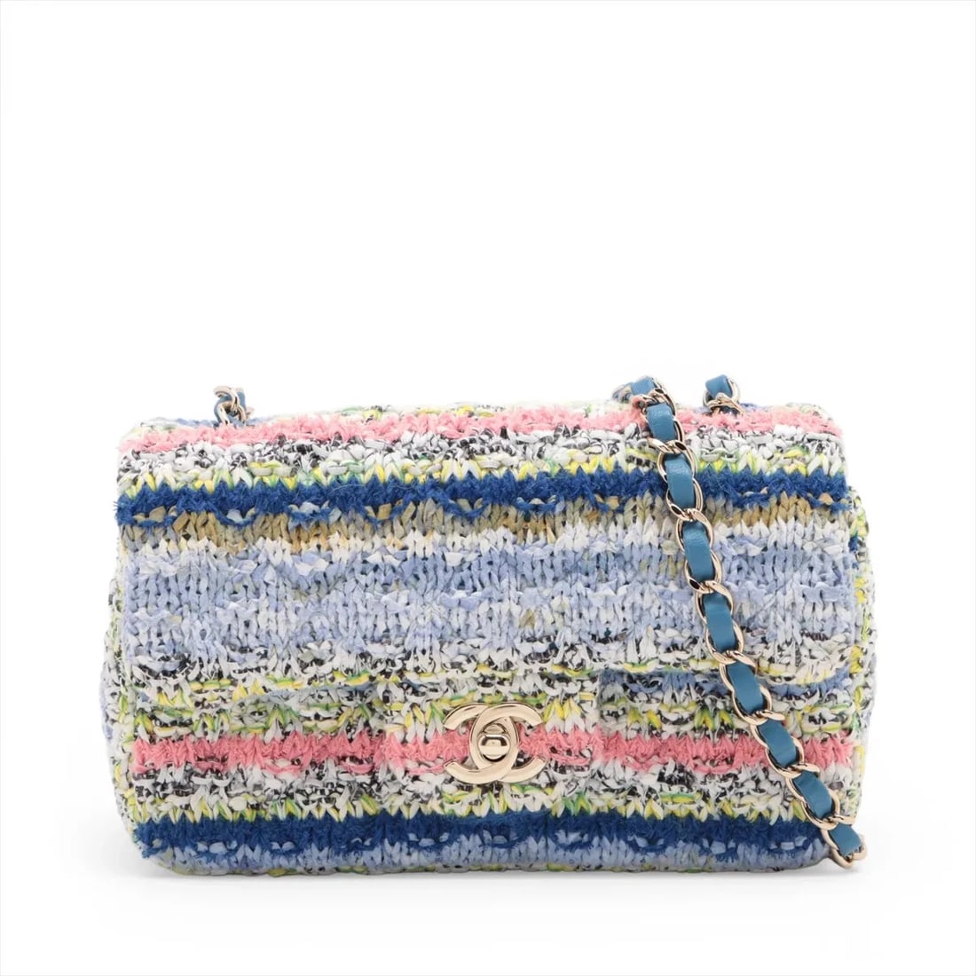 CHANEL MINI MATELASSE 20 FABRIC SINGLE CHAIN BAG: Chanel Mini Matelasse 20 Fabric Single Chain Bag Brand: Chanel Type/Style: Shoulder Bag Material: Lambskin Color: Black Size: Height:4.7inchLength:7.1inchDepth:1.8inch Accessories: None Ac