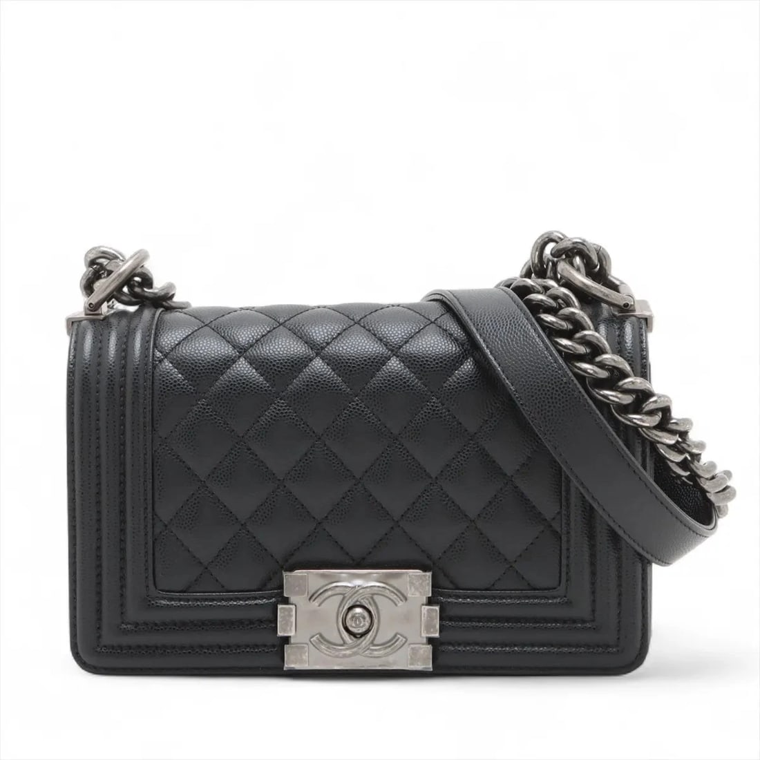 CHANEL BOY 20 SMALL CAVIAR SKIN CHAIN SHOULDER BAG: Chanel Boy 20 Small Caviar Skin Chain Shoulder Bag Brand: Chanel Type/Style: Shoulder Bag Material: Caviar Skin Color: Black Size: Height:4.7inchLength:7.9inchDepth:2.8inch Accessories: None <