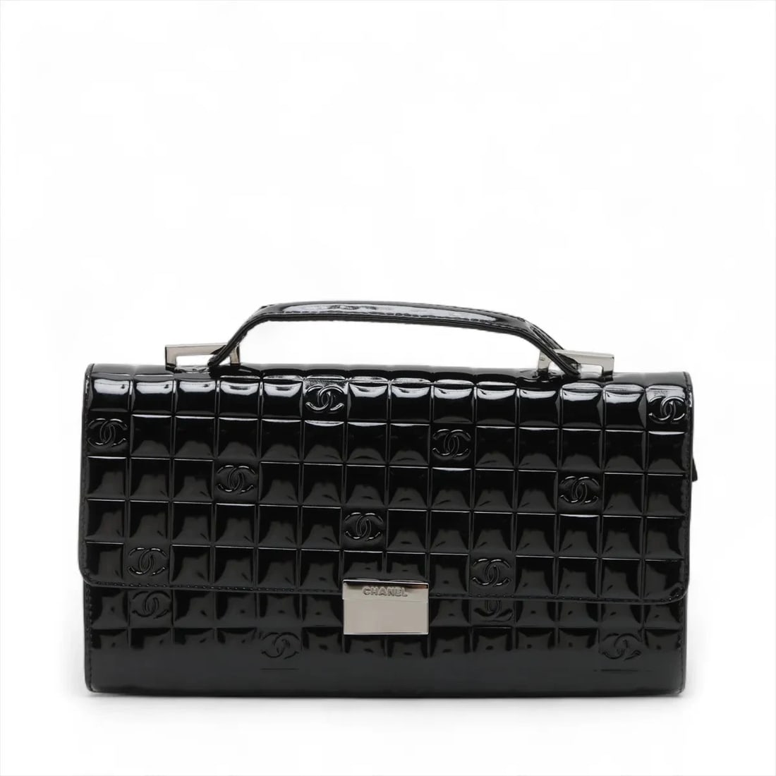 CHANEL CHOCOLATE BAR PATENT LEATHER HAND BAG: Chanel Chocolate Bar Patent Leather Hand bag Brand: Chanel Type/Style: Top Handle Bag Material: Patent Leather Color: Black Size: Height:6.1inchLength:11.0inchDepth:2.0inch Accessories: None <