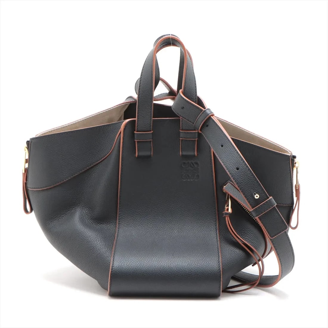 LOEWE HAMMOCK SMALL LEATHER 2 WAY HANDBAG BLACK: Loewe Hammock Small Leather 2 Way Handbag Black Brand: Loewe Type/Style: Top Handle Bag Material: Leather Color: Black Size: Height:9.6inchLength:5.5inchDepth:10.4inch Accessories: None Ac