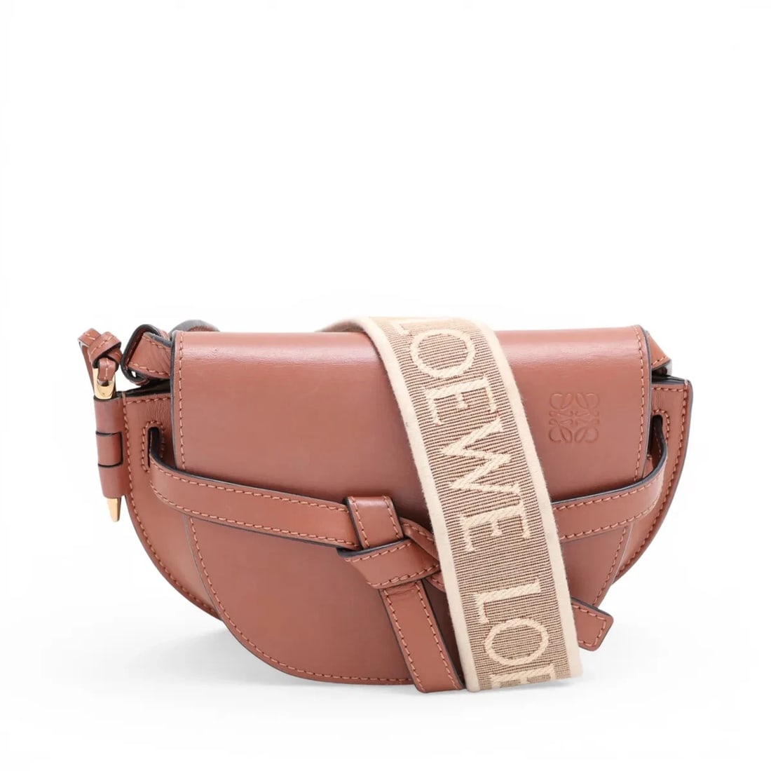 LOEWE GATE DUAL MINI LEATHER SHOULDER BAG BROWN: Loewe Gate Dual Mini Leather Shoulder bag Brown Brand: Loewe Type/Style: Shoulder Bag Material: Leather Color: Brown Size: Height:5.1inchLength:7.5inchDepth:3.3inch Accessories: None Acces