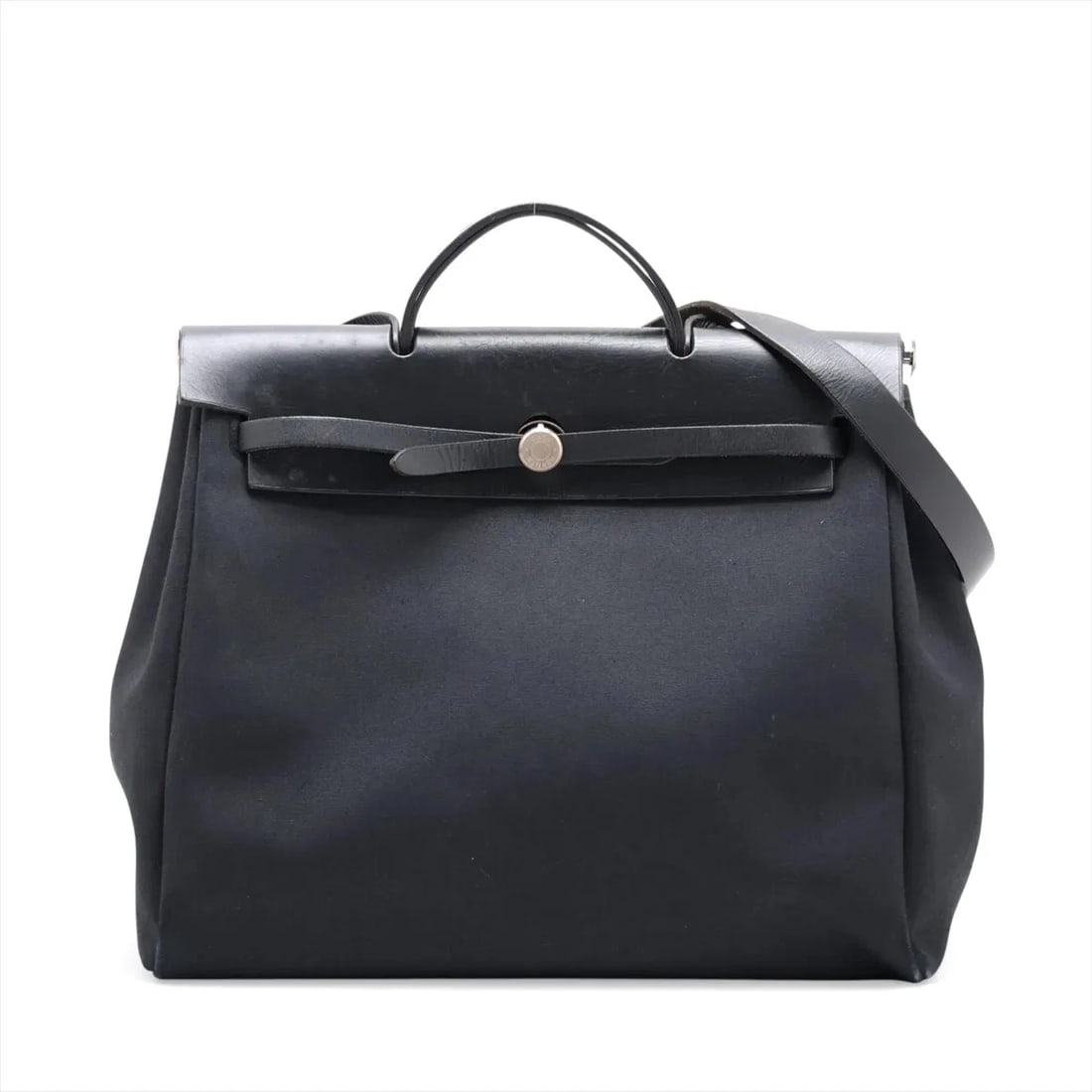 HERMES HERBAG MM TOILE OFFICIER ? VACHE HUNTER BLACK SILVER METAL: Hermes Herbag MM Toile Officier ? Vache Hunter Black Silver Metal Brand: Hermes Type/Style: Top Handle Bag Material: Toile Officier ? Vache Hunter Color: Black Size: Height:13.0inchLength:15.0inchDept
