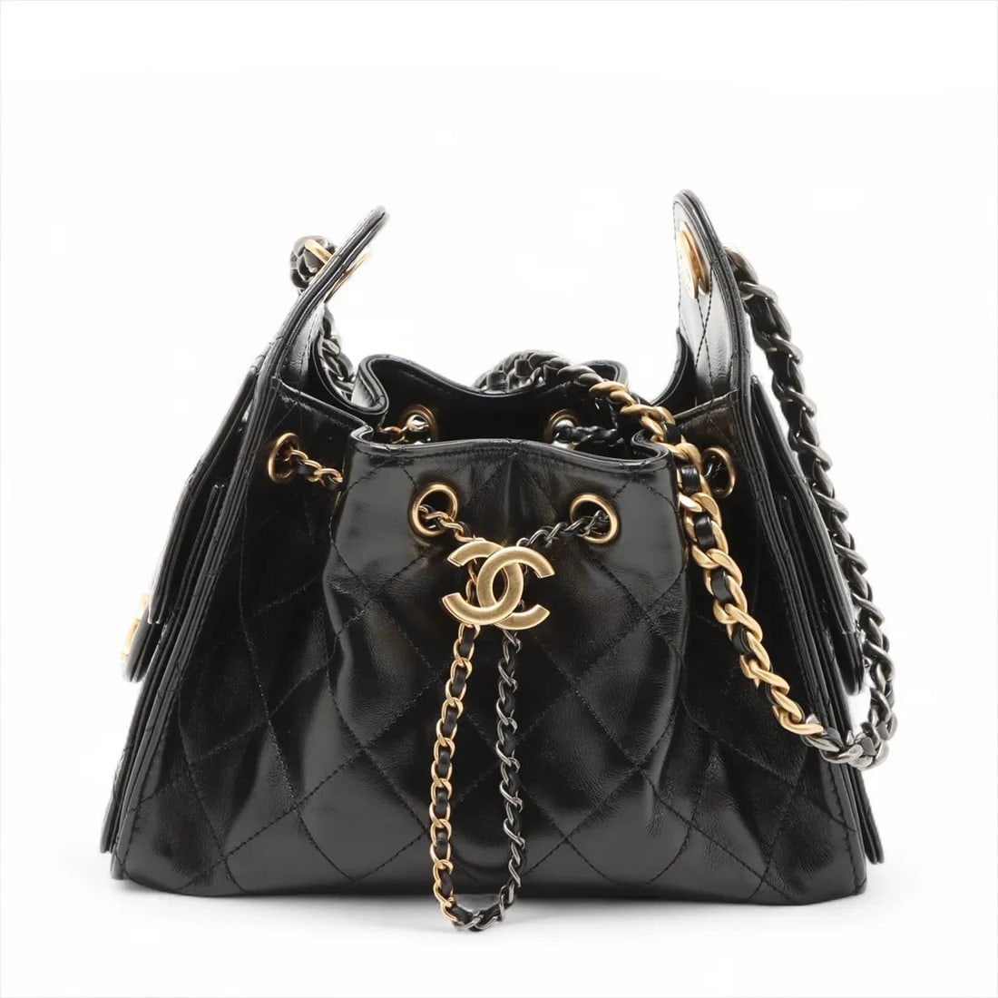CHANEL 25 MINI LEATHER CHAIN SHOULDER BAG: Chanel 25 Mini Leather Chain Shoulder Bag Brand: Chanel Type/Style: Shoulder Bag Material: Leather Color: Black Size: Height:6.3inchLength:8.7inchDepth:3.9inch Accessories: None Accessorie
