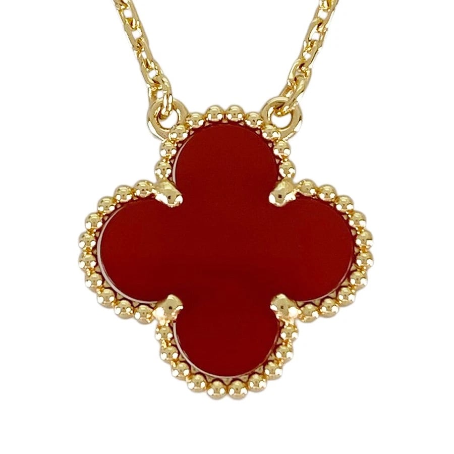 VAN CLEEF & ARPELS ALHAMBRA PENDANT YELLOW GOLD: Van Cleef & Arpels Alhambra Pendant Yellow gold Brand: Van Cleef & Arpels Type/Style: Necklace Material: 18K Yellow Gold Color: Gold Size: Top size:14.8mmx14.8mm Necklace full length:41cm Accessor