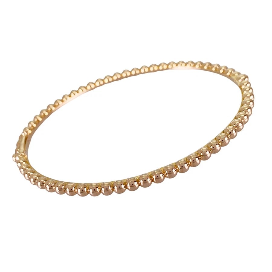 VAN CLEEF & ARPELS PERLEE LARGE MODEL ROSE GOLD BRACELET: Van Cleef & Arpels Perlee Large model Rose gold Bracelet Brand: Van Cleef & Arpels Type/Style: Bracelet Material: 18K Rose Gold Color: RG Size: width:3.4mm Wrist Size:18cm Accessories: None