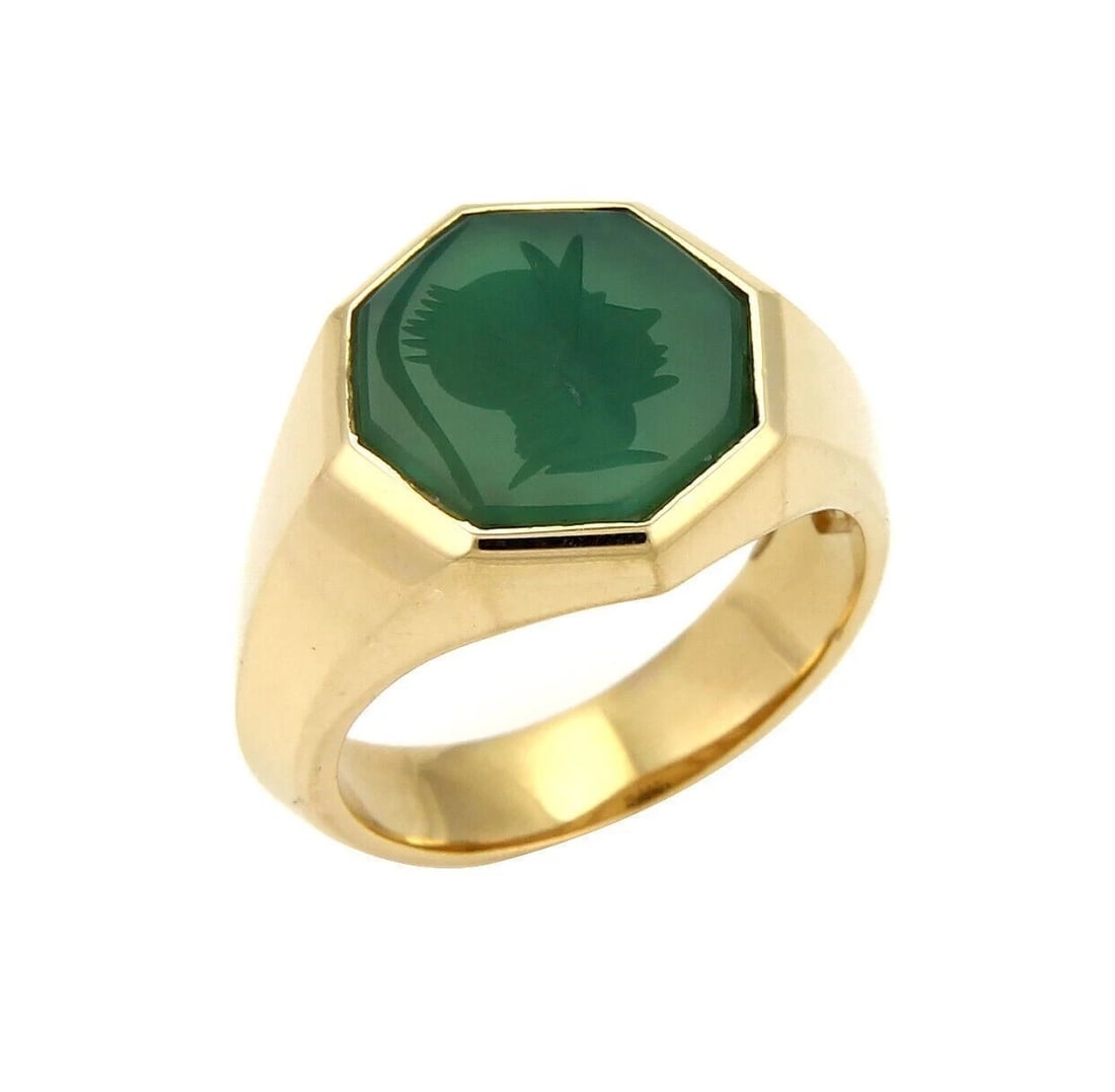 DAVYURMAN GREEN ONYX 18K YELLOW GOLD RING: DavYurman Green Onyx 18k Yellow Gold Ring Brand: David Yurman Type/Style: Ring Material: 18k yellow gold Color: yellow Size: 10 US Accessories: None Accessories Notice: When purchasing pre-owned