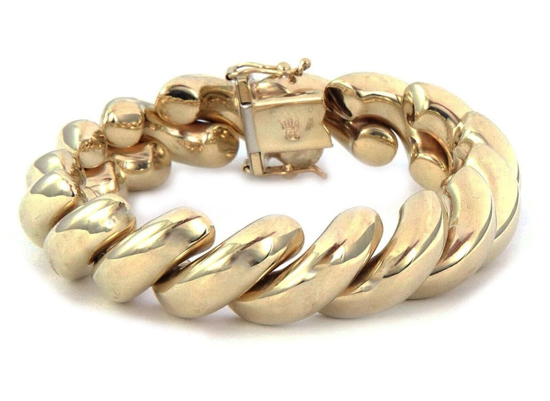 SAN MARCO MACARONI 14K YELLOW GOLD BRACELET: San Marco Macaroni 14k Yellow Gold Bracelet Brand: Unbranded Type/Style: Bracelet Material: 14k yellow gold Color: yellow Size: Measurements: Approximately 7.25inch long x 13 mm Accessories: None