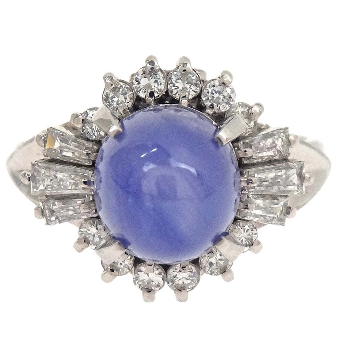 RING STAR SAPPHIRE PT900 SAPPHIRE DIAMOND JEWELRY: Ring Star Sapphire Pt900 Sapphire Diamond Jewelry Brand: No Brand Type/Style: Ring Material: PT900 Main Stone Sapphire Natural Color: Silver Size: 5.5 - 5.75 US Accessories: None Accessori