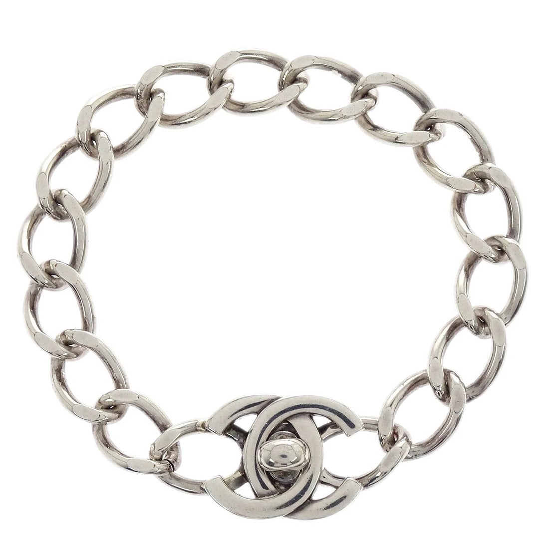 CHANEL CC TURNLOCK BRACELET SILVER: Chanel CC Turnlock Bracelet Silver Brand: CHANEL Type/Style: Bracelet Material: Silver Plated Color: Silver Size: Length : 18.0 cm, Top(CC) : W 2.0 x H 1.7 cm Accessories: None Accessories Notice: