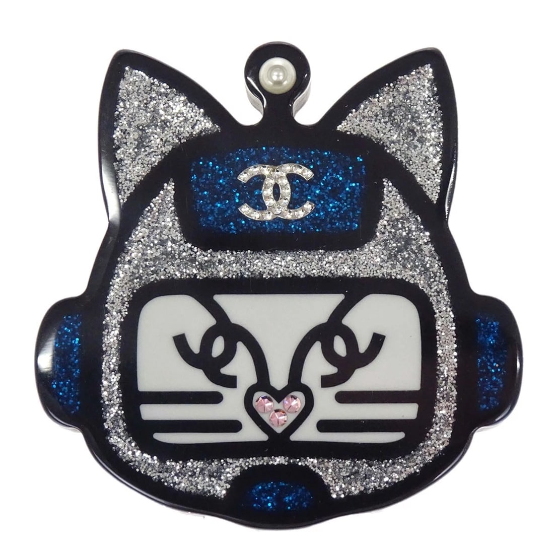 CHANEL CAT BROOCH PIN GLITTER BLACK: Chanel Cat Brooch Pin Glitter Black Brand: CHANEL Type/Style: Brooch Material: Silver Plated Glitter Main Stone Rhinestone Artificial Pearl Color: Black Size: W 5.0 x H 5.0 cm Accessories: None