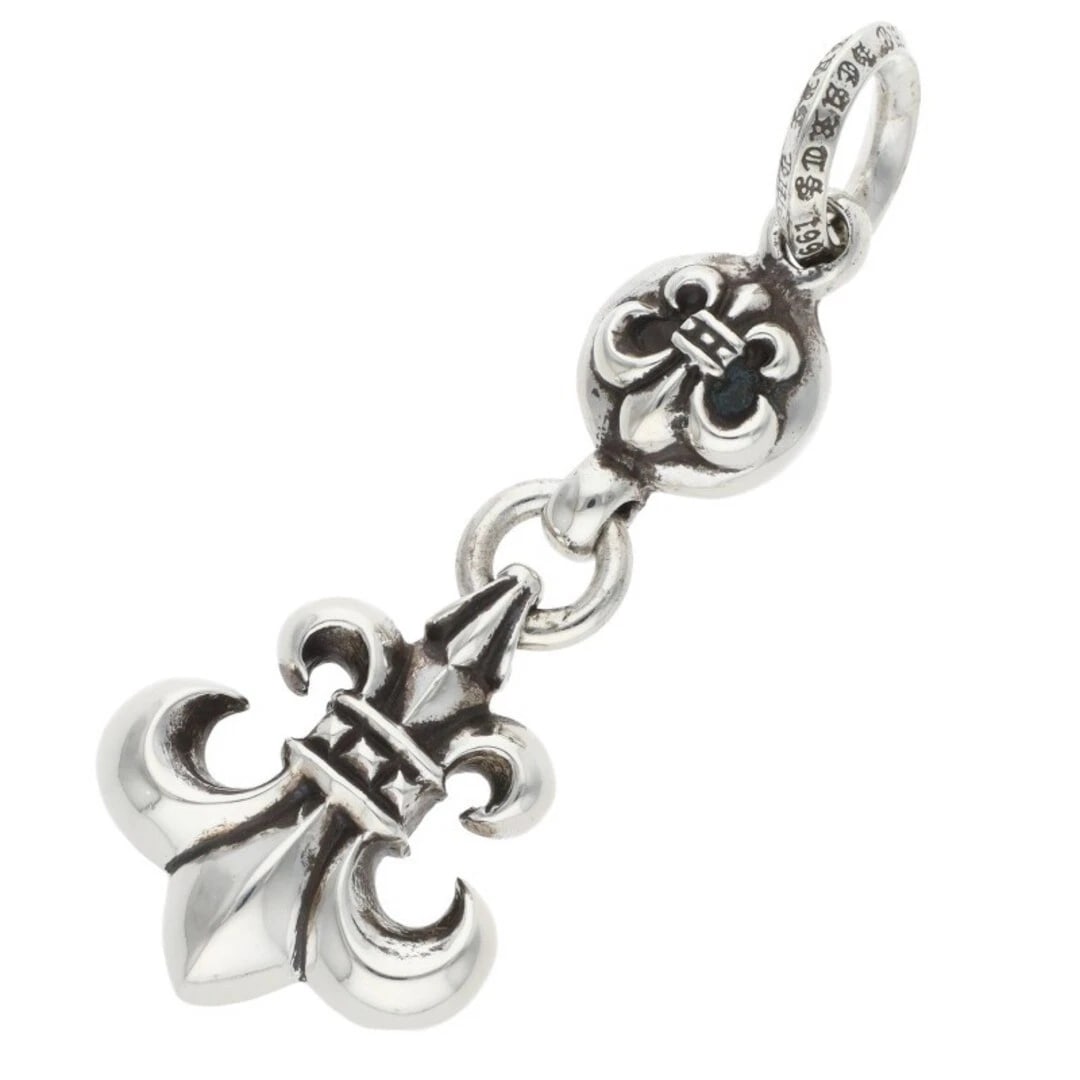 CHROME HEARTS 1 BALL CHARM SILVER NECKLACE: Chrome Hearts 1 Ball Charm Silver Necklace Brand: Chrome Hearts Type/Style: Necklace Material: Color: Size: Width 1.8cm, vertical 4.8cm Accessories: None Accessories Notice: When purchasing pre-owned