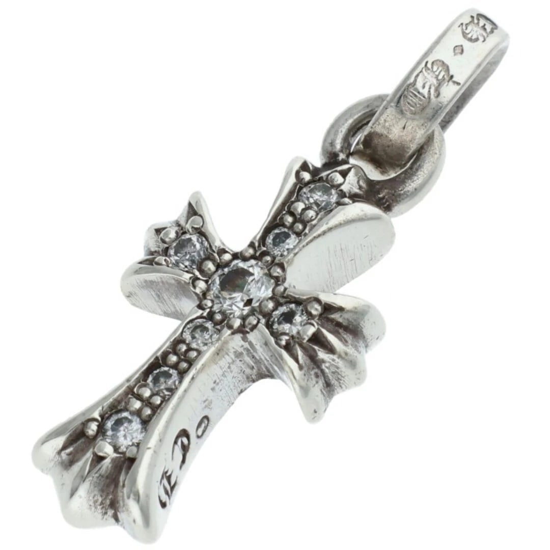 CHROME HEARTS A BABY FAT PAVE DIAMOND CHARM SILVER: Chrome Hearts A Baby Fat Pave Diamond charm silver Brand: Chrome Hearts Type/Style: Necklace Material: 925 Silver Color: silver Size: vertical 2.4cm Accessories: None Accessories Notice: When
