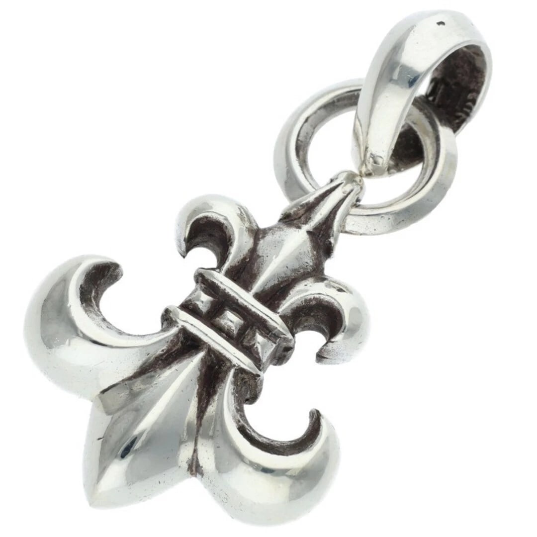 CHROME HEARTS BS FLUER W BALE F PENDANT BAIL NECKLACE TOP: Chrome Hearts BS Fluer w BALE F pendant bail necklace top Brand: Chrome Hearts Type/Style: Necklace Material: 925 Silver Color: silver Size: vertical 5.2cm Accessories: None Accessories No