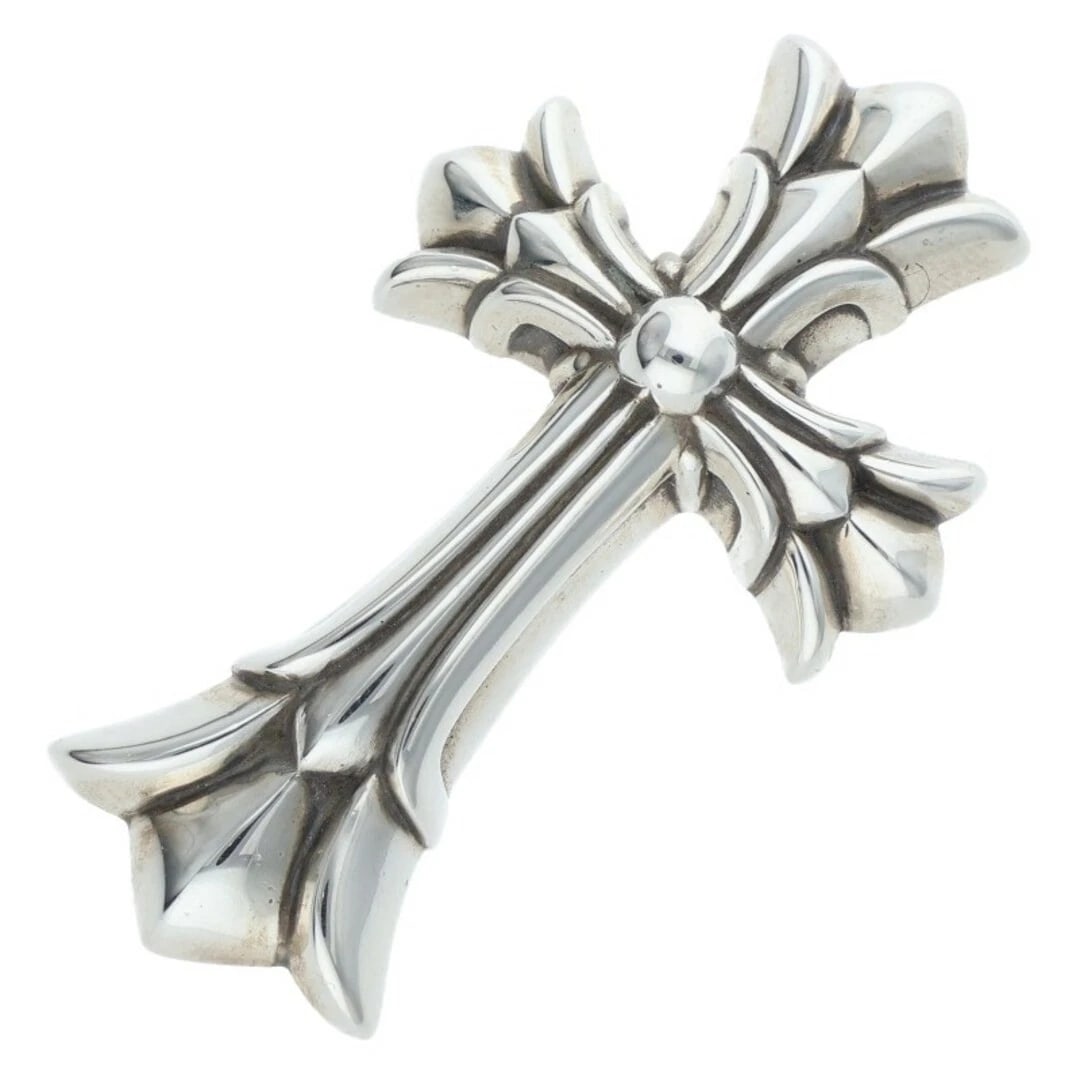 CHROME HEARTS SMALL DOUBLE CROSS PENDANT SILVER NECKLACE: Chrome Hearts Small Double Cross Pendant Silver Necklace Brand: Chrome Hearts Type/Style: Necklace Material: 925 Silver Color: silver Size: vertical 4.3cm Accessories: None Accessories Notice: When