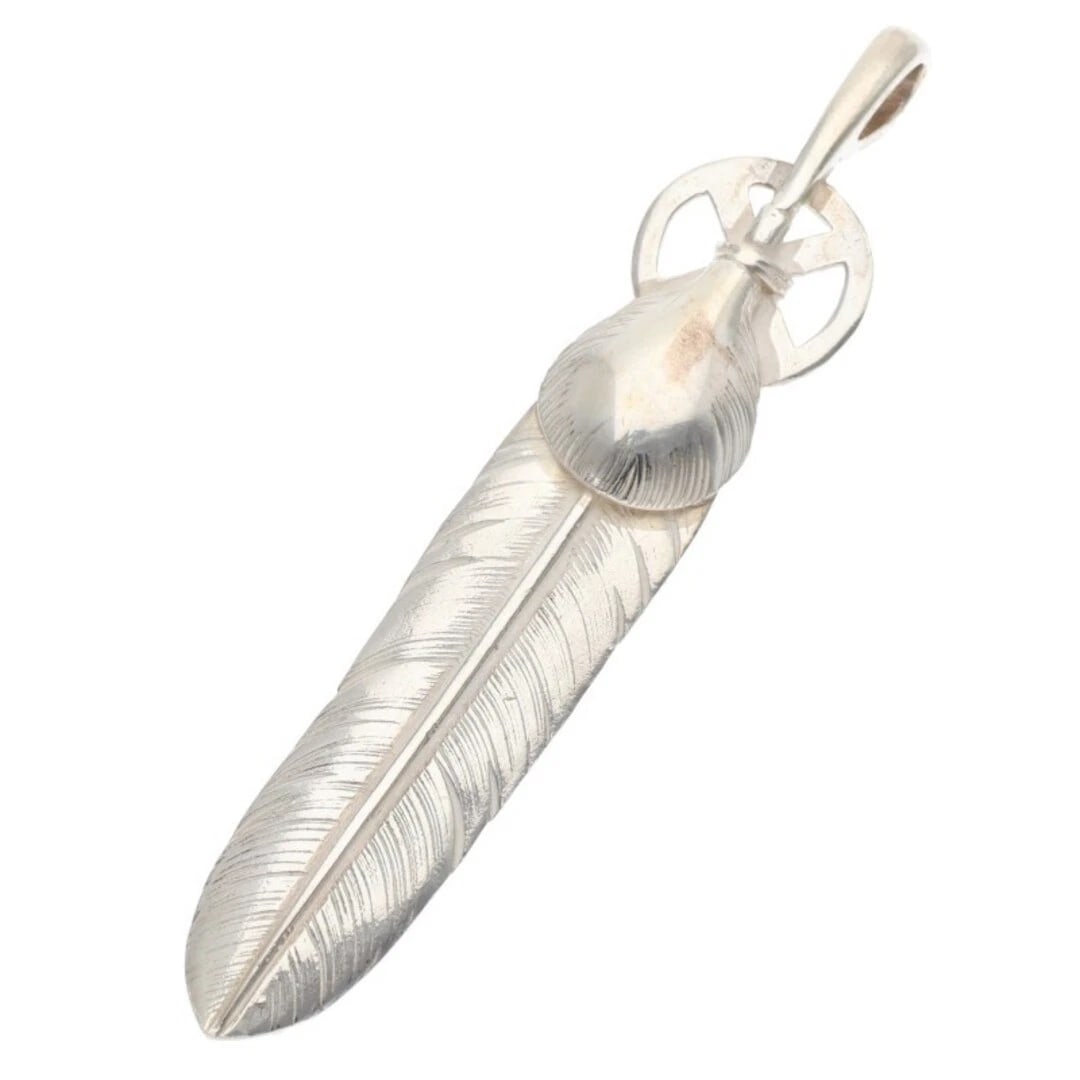 GORROWS SV HEART WHEEL FEATHER LARGE NECKLACE TOP: Gorrows SV Heart Wheel Feather Large Necklace Top Brand: goro's Type/Style: Necklace Material: 925 Silver Color: silver Size: Vertical 5.1cm Accessories: None Accessories Notice: When purc