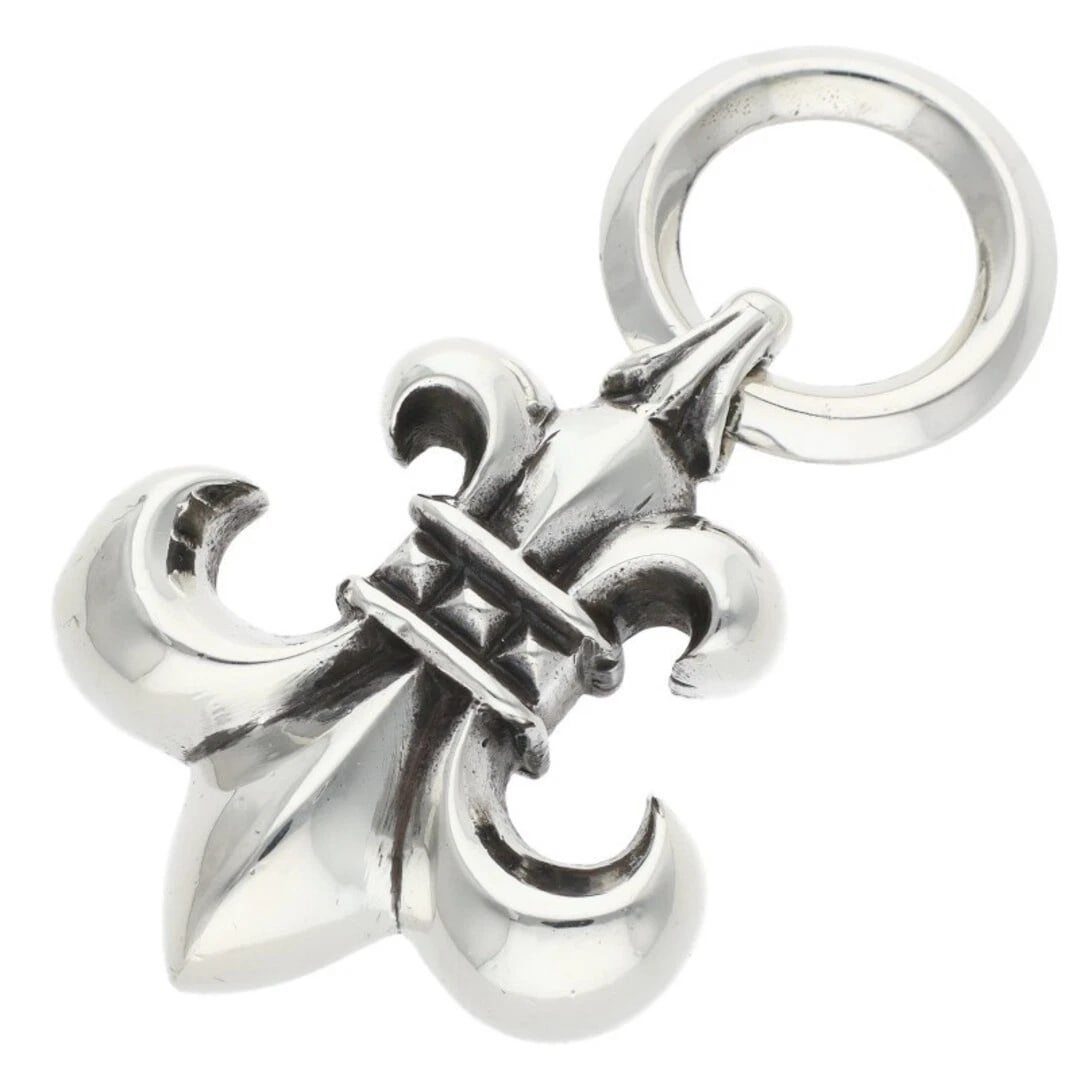 CHROME HEARTS SILVER NECKLACE TOP: Chrome Hearts Silver Necklace Top Brand: Chrome Hearts Type/Style: Necklace Material: 925 Silver Color: silver Size: vertical 4.4cm Accessories: None Accessories Notice: When purchasing pr