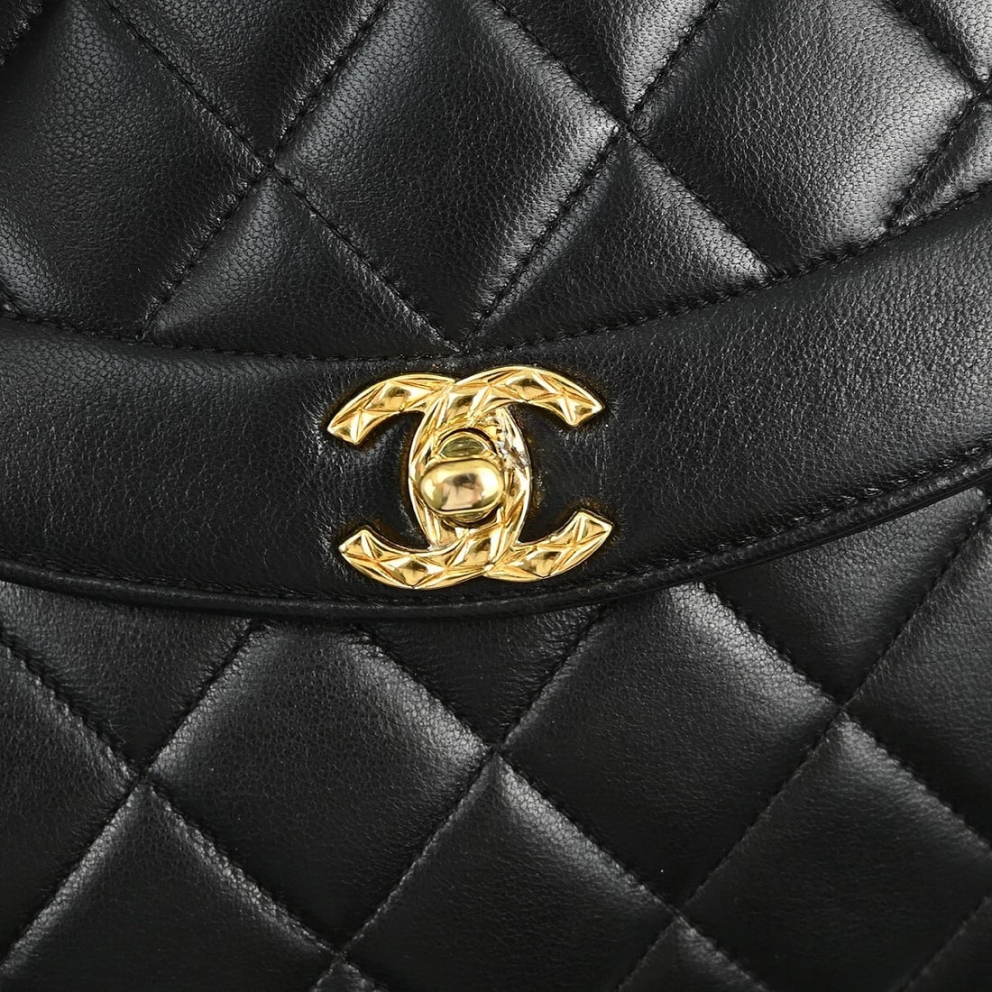 CHANEL BLACK LAMBSKIN CAMERA BAG - 4