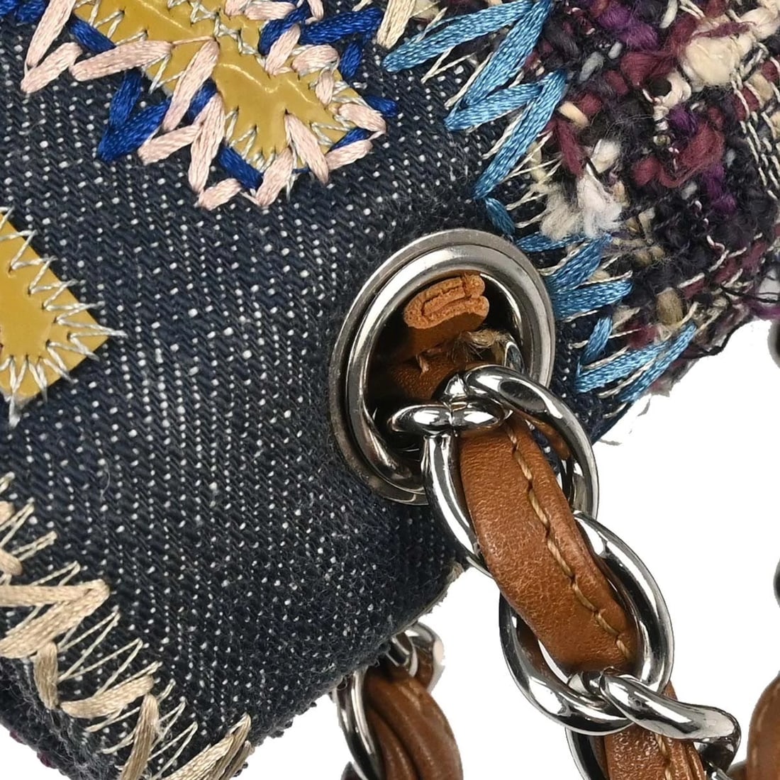 CHANEL BEIGE TWEED PATCHWORK JUMBO SHOULDER BAG - 3