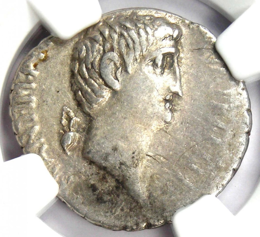 MARC ANTONY AND LUC. ANTONIUS AR DENARIUS COIN: Marc Antony and Luc. Antonius AR Denarius Coin Year: 41 BC Denomination: Denarius Composition: Silver Country of Origin: None Accessories: None Accessories Notice: When purchasing pre-owne