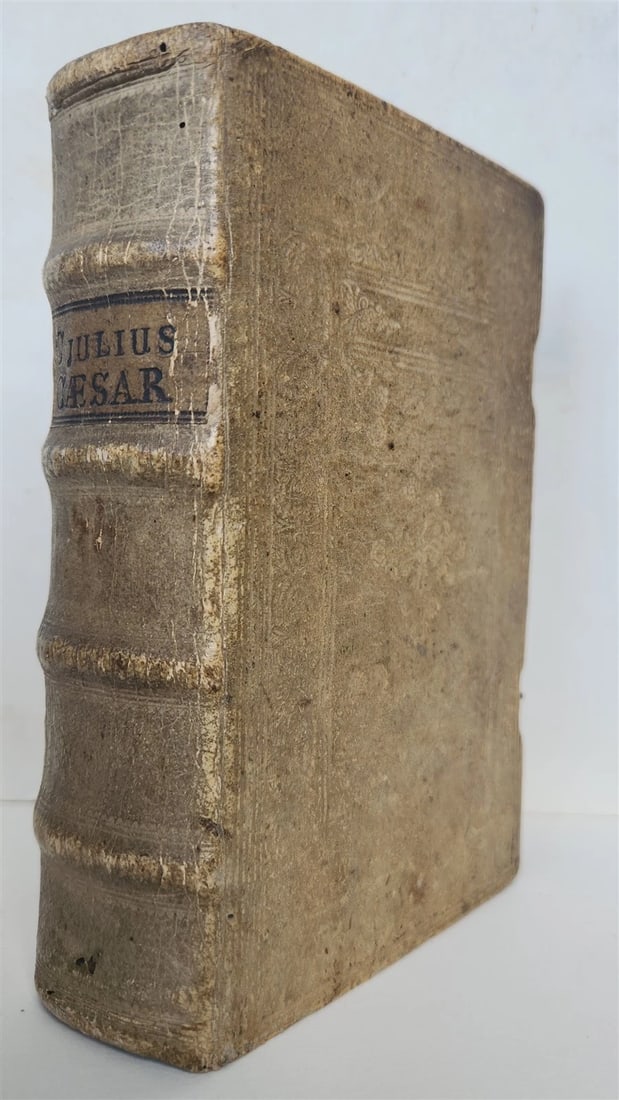 1758 JULIUS CAESAR ILLUSTRATED WITH MAPS OF BELLO GALICO AND ANCIENT PIGSKIN CIVILI (1 of 12)