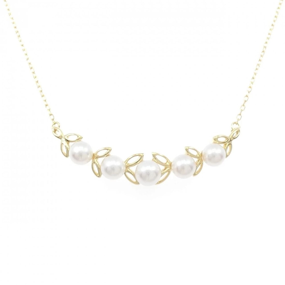 MIKIMOTO AKOYA PEARL NECKLACE: Mikimoto Akoya Pearl Necklace Brand: MIKIMOTO Type/Style: Mikimoto Necklace Material: K18 yellow gold, Color: Yellow Gold Size: 40cm Pendant length approx. x width approx.: 8.1mmx45.8mm Chain maximum