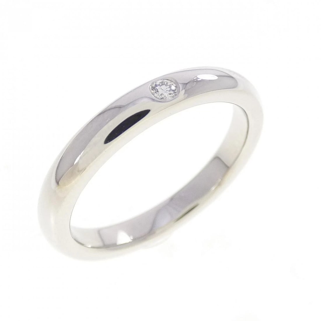 TIFFANY&CO. STACKING BAND RING: TIFFANY&Co. Stacking Band Ring Brand: TIFFANY&Co. Type/Style: TIFFANY & Co. Ring Material: Platinum950, Main Stone Natural Color: Platinum Size: US5 Accessories: None Accessories Notice: W