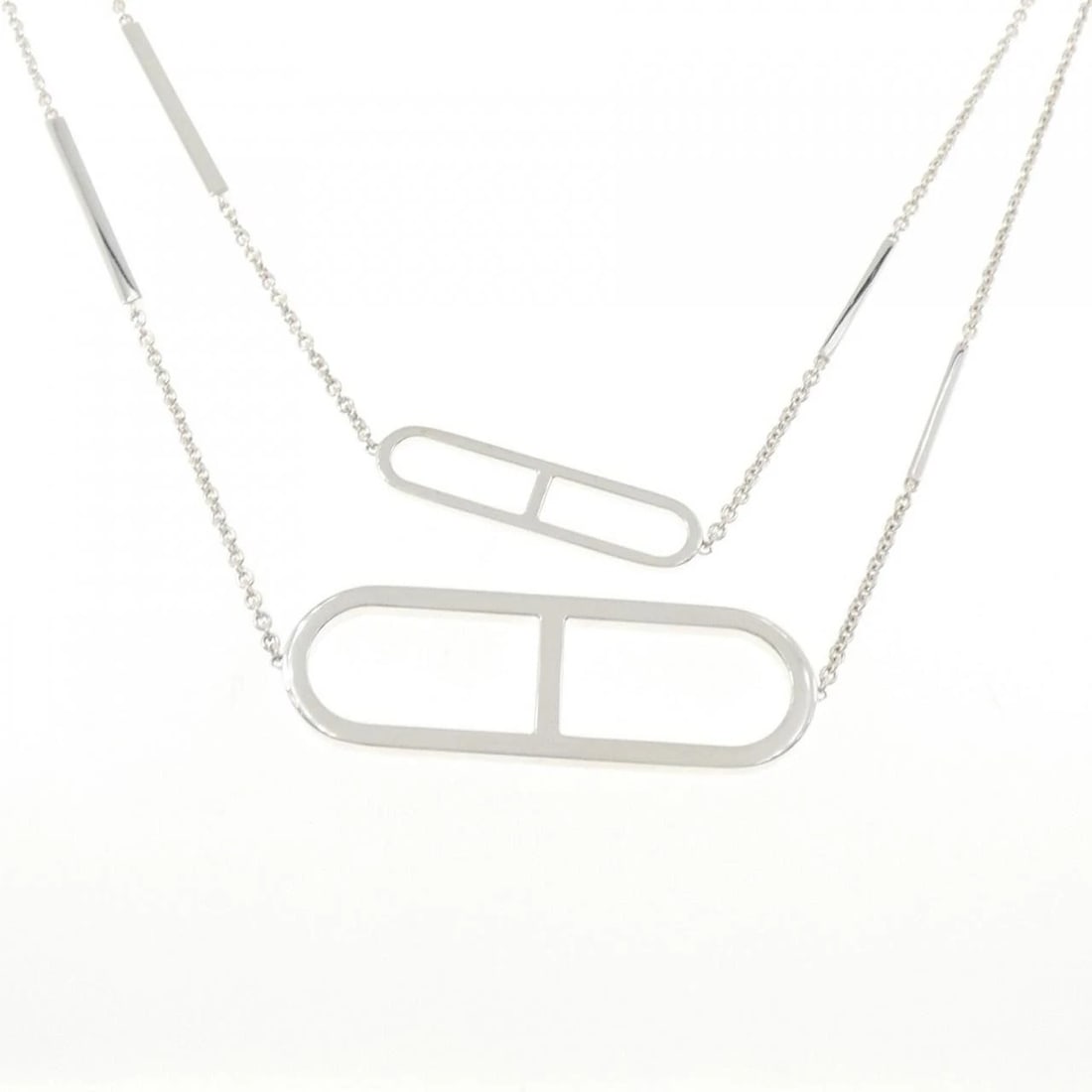 HERMES EVER CHAINE D'ANCRE NECKLACE: Hermes Ever Chaine d'Ancre Necklace Brand: HERMES Type/Style: Hermes Necklace Material: 925Silver, Color: SILVER Size: Length116cm Actual Size Max width approx.: 19.9mm Chain maximum width approx.: