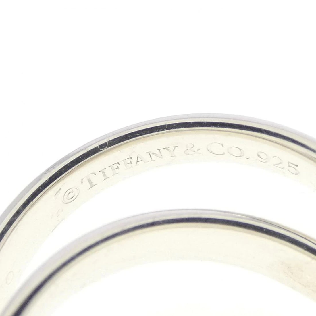 TIFFANY & CO. INTERLOCKING CIRCLE SILVER RING - 4