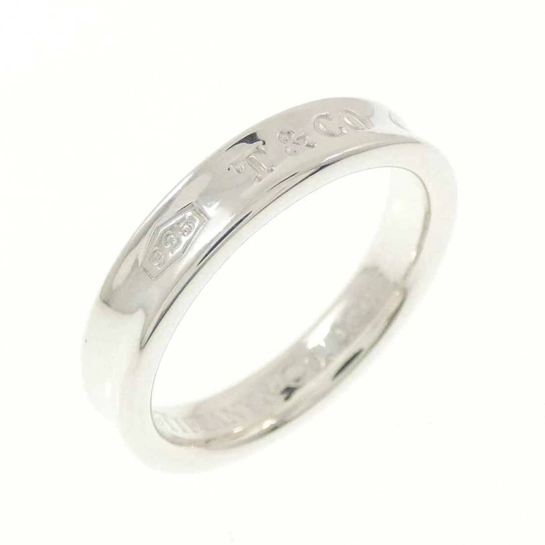 TIFFANY NARROW RING 925 SILVER: Tiffany Narrow Ring 925 Silver Brand: Tiffany & Co. Type/Style: Ring Material: 925 Sterling Silver, Color: Silver Size: US 6.5 Accessories: None Accessories Notice: When purchasing pre-owned goods,
