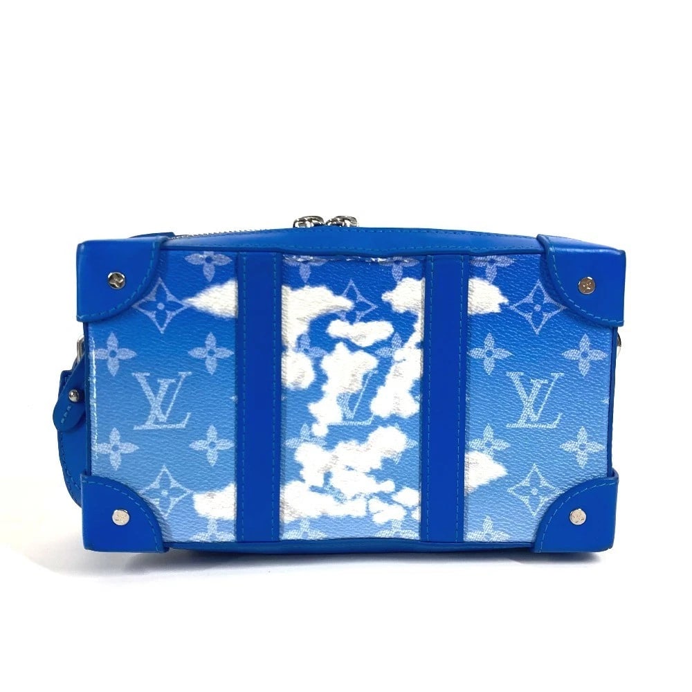 LOUIS VUITTON MONOGRAM TRUNK POCHETTE WALLET SHOULDER BAG: LOUIS VUITTON Monogram Trunk Pochette Wallet Shoulder Bag Brand: Louis Vuitton Type/Style: Shoulder Bag Material: Leather Color: bluexWhite Size: W8.7xH4.9xD1.8inch / W22cmxH12.5cmxD4.5cm Accessor