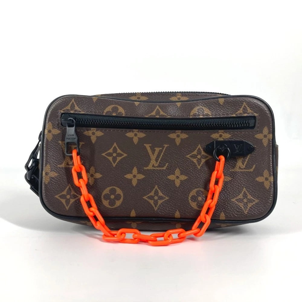 LOUIS VUITTON MONOGRAMSOLAR POCHETTE CLUTCH BAG POUCH: LOUIS VUITTON MonogramSolar Pochette Clutch Bag Pouch Brand: Louis Vuitton Type/Style: Cluch Bag Material: MonogramCanvas Color: BrownxOrange x Black Size: W8.1xH4.3xD1.6inch / W20.5cmxH11cmxD4cm