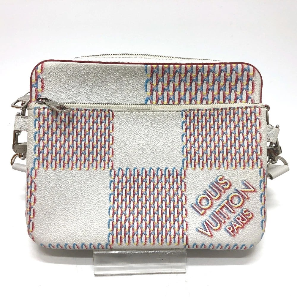 LOUIS VUITTON DAMIER GIANT SPRAY TRIO-MESSENGER BAG (1 of 4)