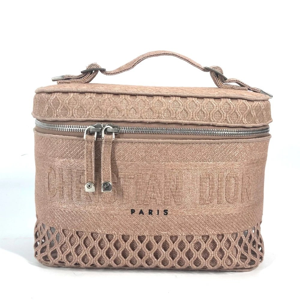 CHRISTIAN DIOR LOGO MESH VANITY BAG BAG HAND BAG CANVAS PINK: Christian Dior Logo Mesh Vanity Bag Bag Hand Bag Canvas pink Brand: Christian Dior Type/Style: Hand Bag Material: Canvas Color: pink Size: W9.3xH7.1xD5.1inch / W23.5cmxH18cmxD13cm Accessories: None