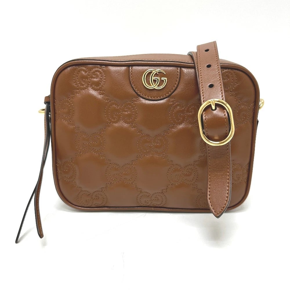 GUCCI GGMATELASSE DOUBLE G SMALL CROSSBODY SHOULDER BAG: GUCCI GGMatelasse Double G Small Crossbody Shoulder Bag Brand: GUCCI Type/Style: Shoulder Bag Material: Leather Color: Brown Size: W8.3xH2.4xD2.8inch / W21cmxH6cmxD7cm Accessories: None Accessories