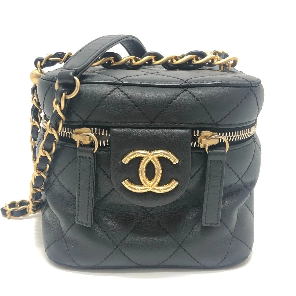 CHANEL MATELASSE MARK 2-WAY VANITY BAG: CHANEL Matelasse Mark 2-Way Vanity Bag Brand: CHANEL Type/Style: Shoulder Bag Material: Lambskin Leather Color: Black Size: W5.5xH5.1xD5.5inch / W14cmxH13cmxD14cm Accessories: None Accesso