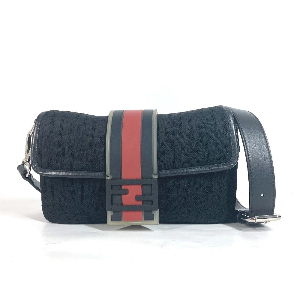 FENDI MESH MAMMA BAGUETTE 2WAY BAG SHOULDER BAG (1 of 3)