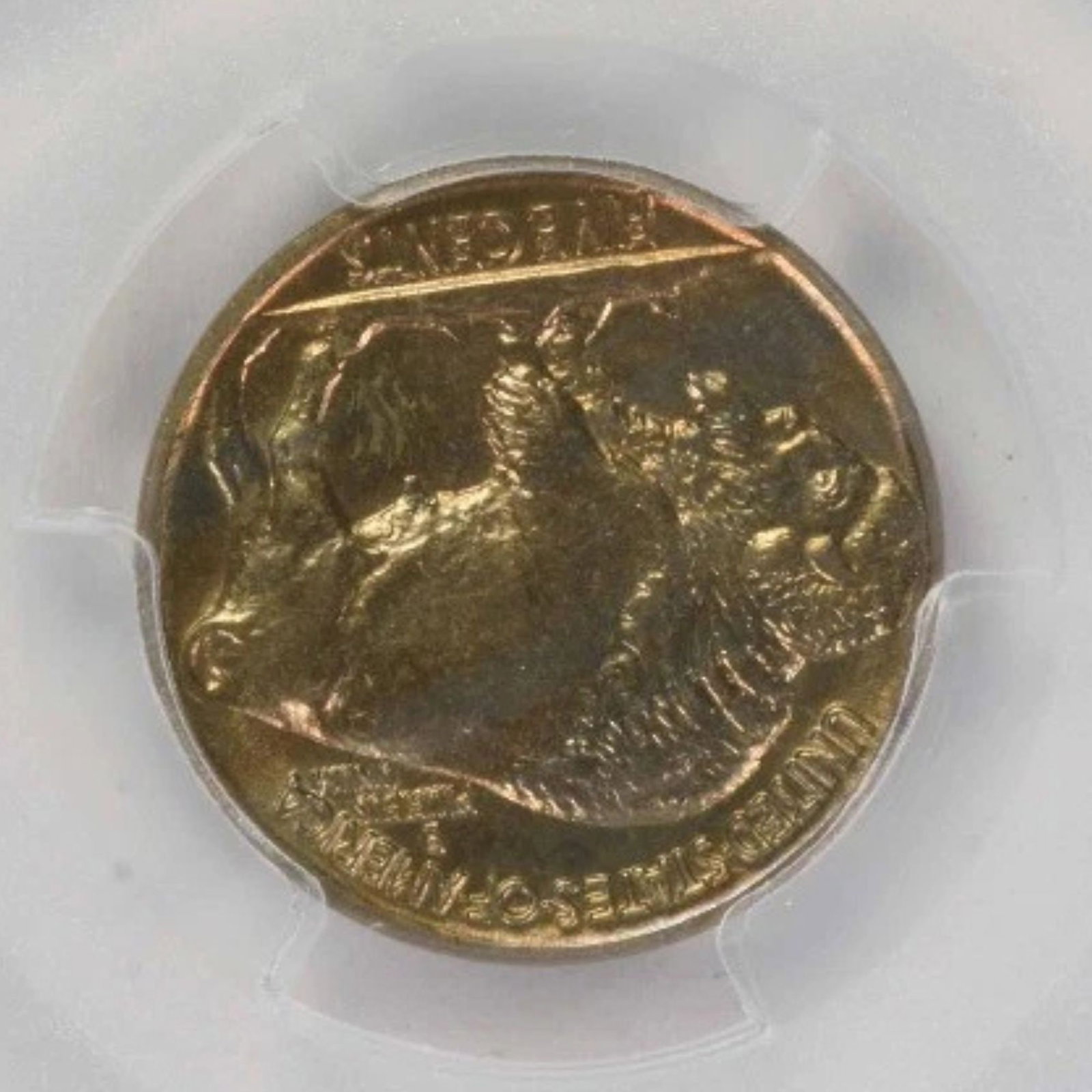 1915 BUFFALO NICKEL: 1915 Buffalo Nickel Year: 1915 Composition: 75% Copper, 25% Nickel Denomination: 5C Country of Origin: United States Accessories: None Accessories Notice: When purchasing pre-owned goods, please