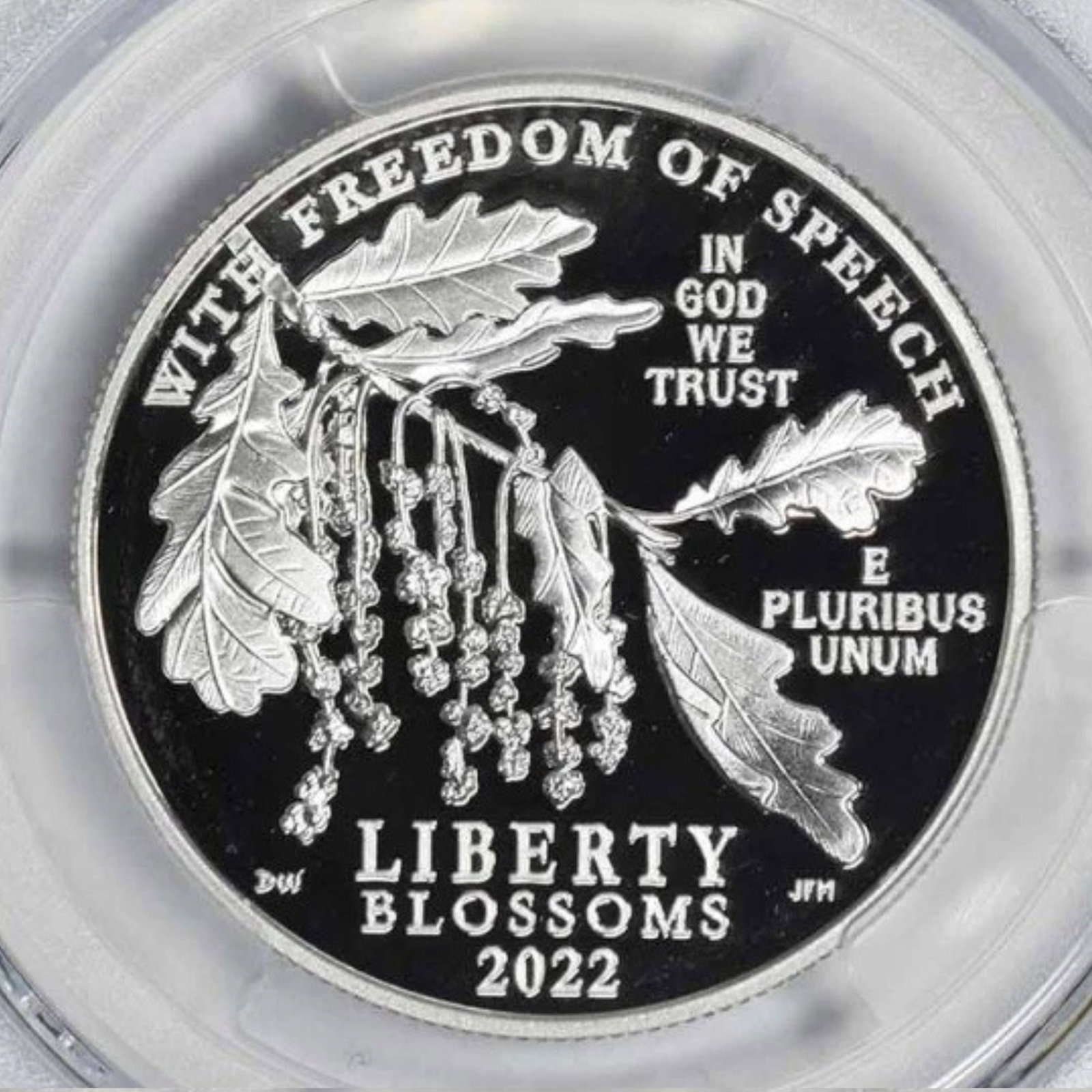 2022-W $100 AMERICAN PLATINUM EAGLE: 2022-W $100 American Platinum Eagle Year: 2022 Composition: Platinum Denomination: Country of Origin: United States Accessories: None Accessories Notice: When purchasing pre-owned goods, please refer