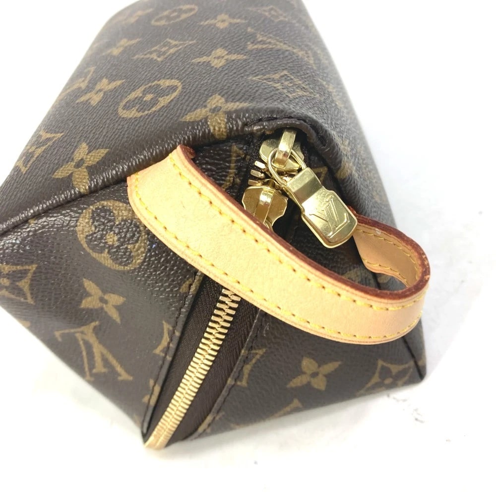 LOUIS VUITTON MONOGRAM SHOE MAINTENANCE - 4