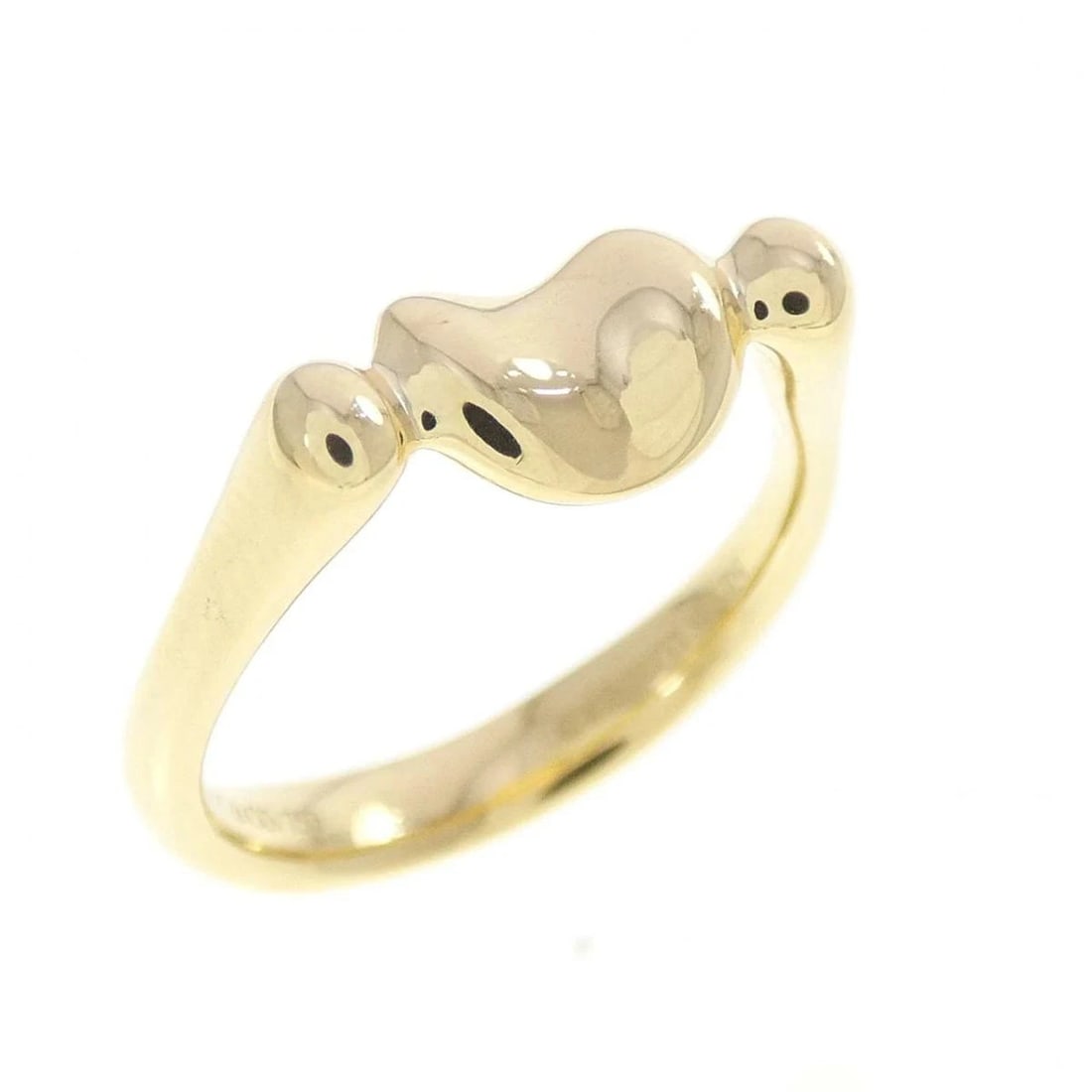 TIFFANY 750 YELLOW GOLD BEAN: Tiffany 750 Yellow Gold Bean Brand: Tiffany & Co. Type/Style: Ring Material: 750 Yellow Gold, Color: YG Size: US 5.5 Accessories: None Accessories Notice: When purchasing pre-owned goods, please