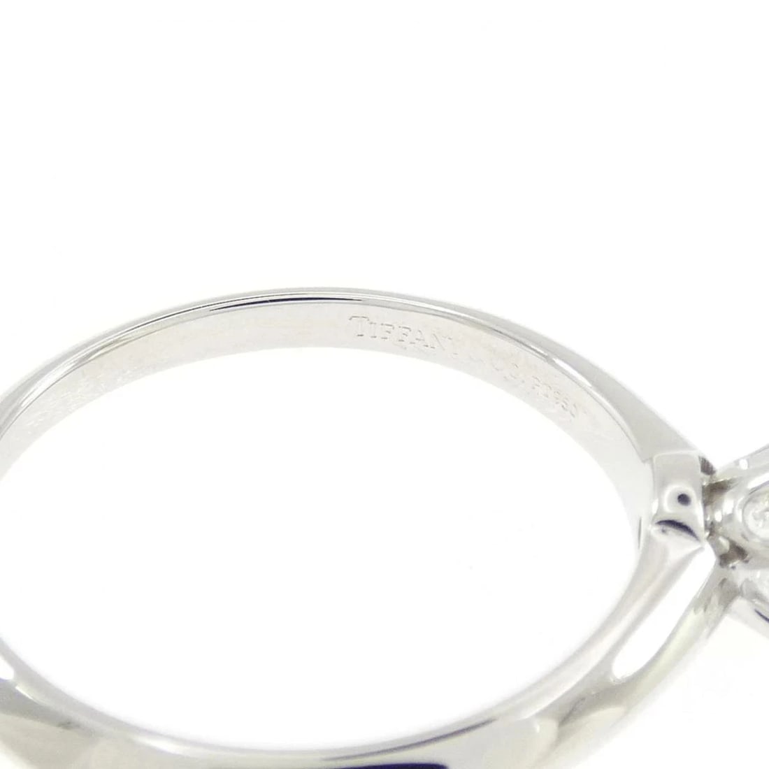 TIFFANY CLASSIC SOLITAIRE RING PLATINUM - 4