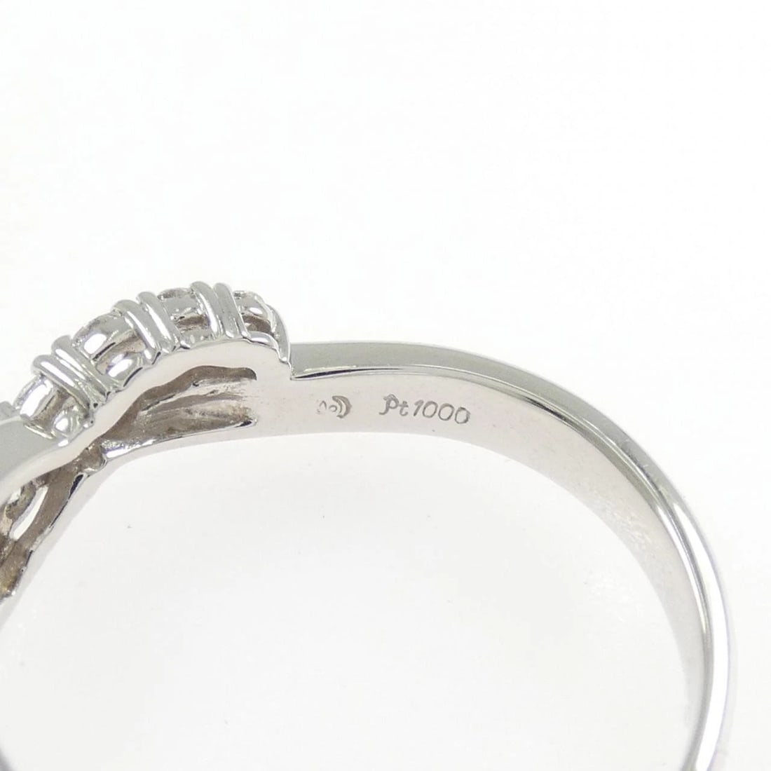 TASAKI DIAMOND RING - 4