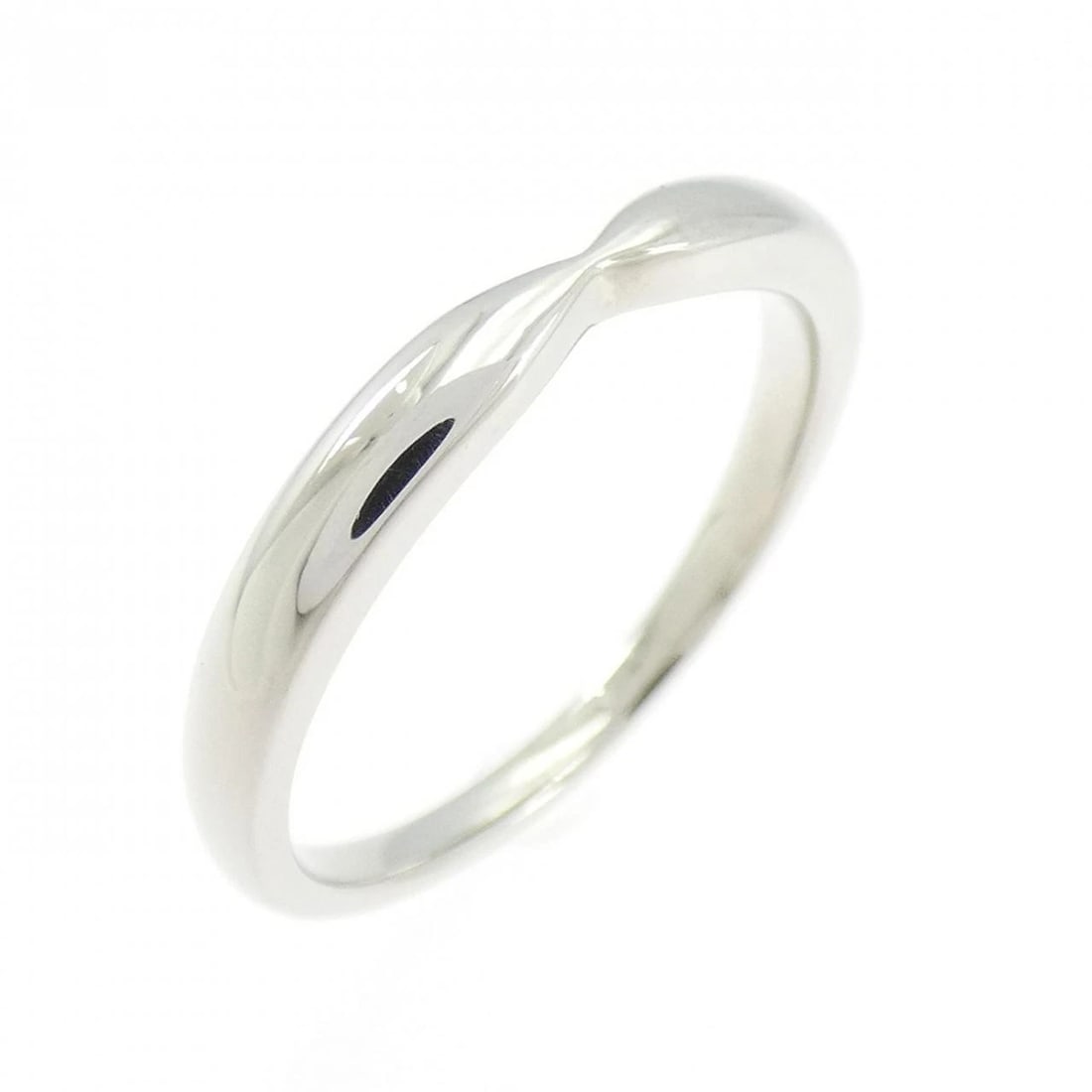 TIFFANY & CO. HARMONY RING: TIFFANY & Co. Harmony Ring Brand: TIFFANY&Co. Type/Style: TIFFANY & Co. Ring Material: Platinum950, Color: SILVER Size: US7 Accessories: None Accessories Notice: When purchasing pre-owned goods,