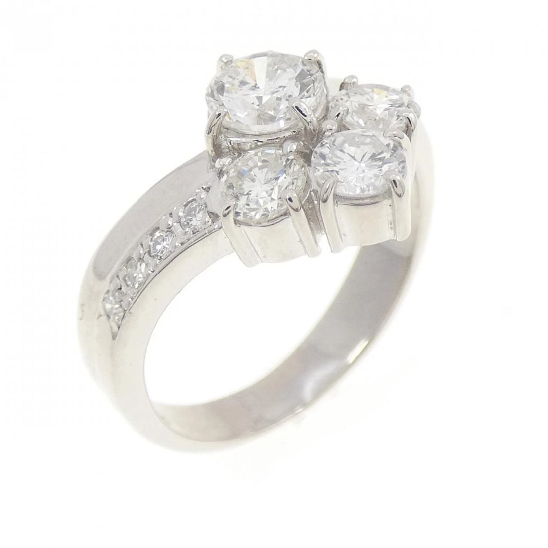 TASAKI DIAMOND RING: TASAKI Diamond Ring Brand: TASAKI Type/Style: Tasaki Ring Material: Platinum900, Main Stone Natural Color: silver Size: US6 Accessories: None Accessories Notice: When purchasing pre-owned goods,