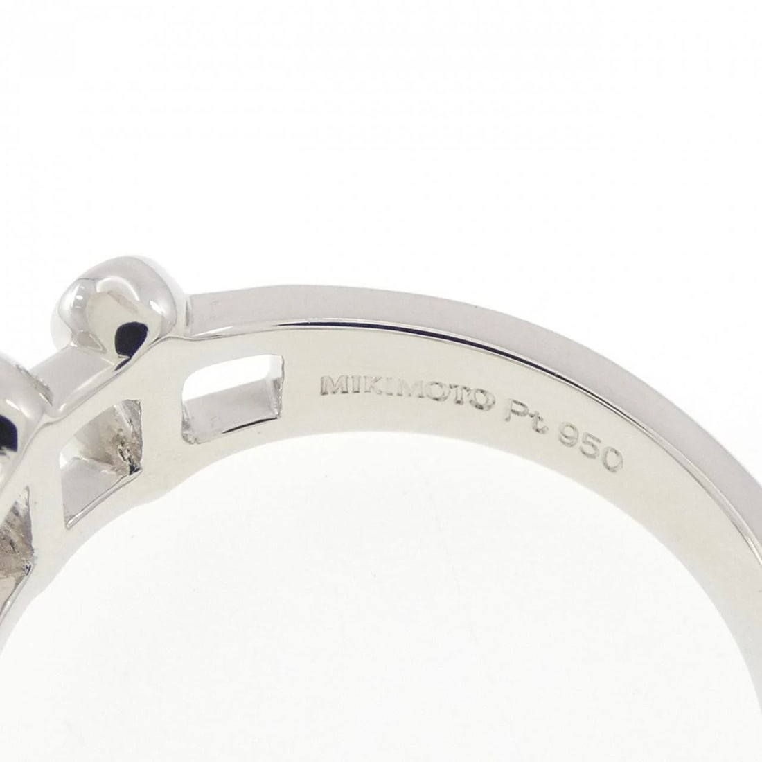 MIKIMOTO DIAMOND RING - 3