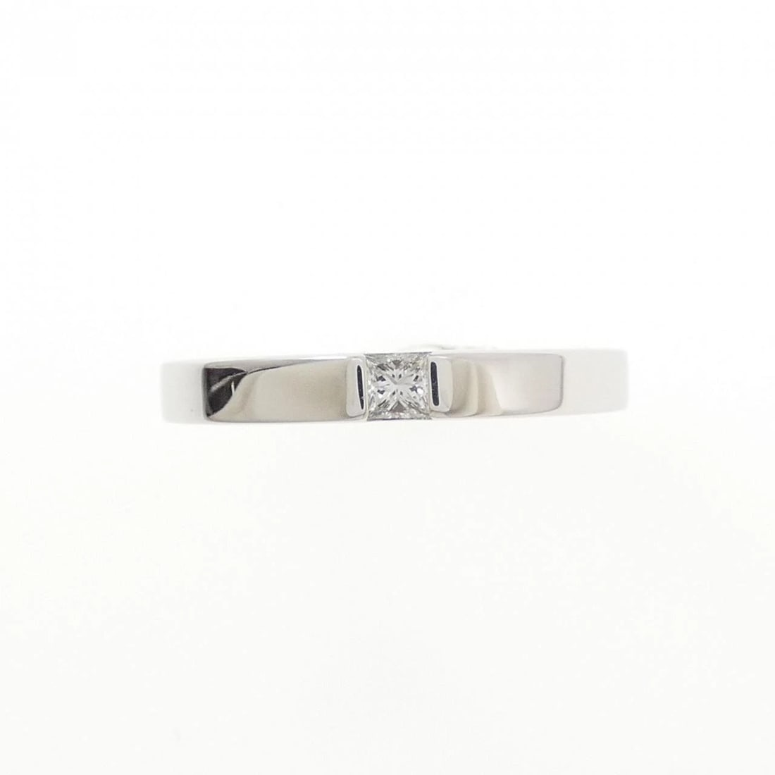 HARRY WINSTON PRINCESS CUT RING - 2